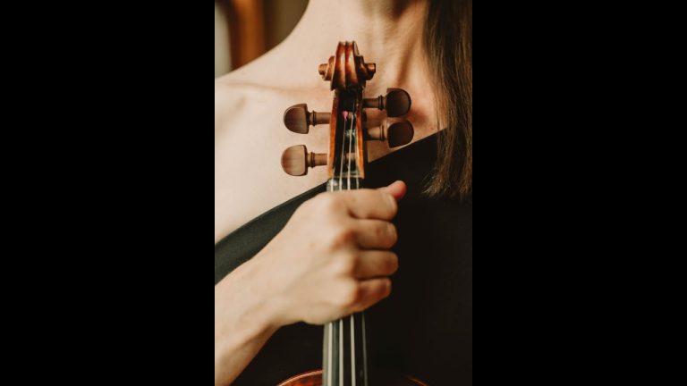 Descarga gratuita del libro en PDF ‘A Tune a Day Violin Book 1’ para mejorar tu técnica en el violín