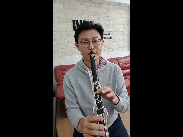Descubre los mejores dedos para tocar altissimo en el clarinete: Guía definitiva de digitaciones