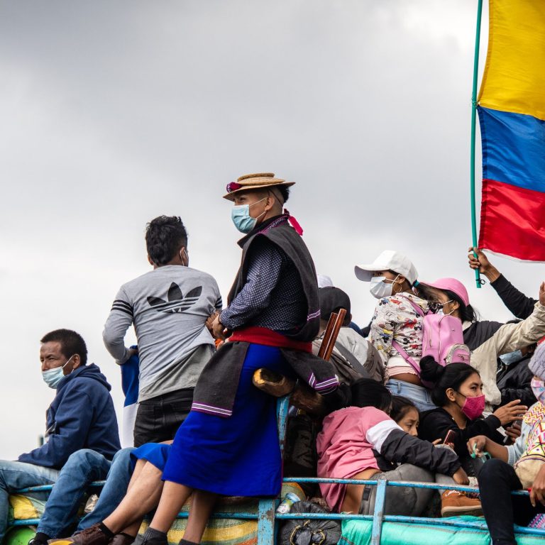 Las nacionalidades indigenas en el Ecuador –
