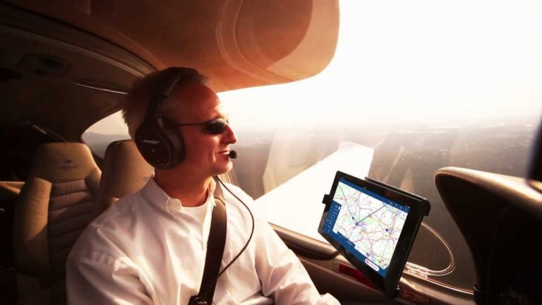 Optimiza tu experiencia de vuelo: Descubre cómo utilizar Mobile FliteDeck VFR para pilotos