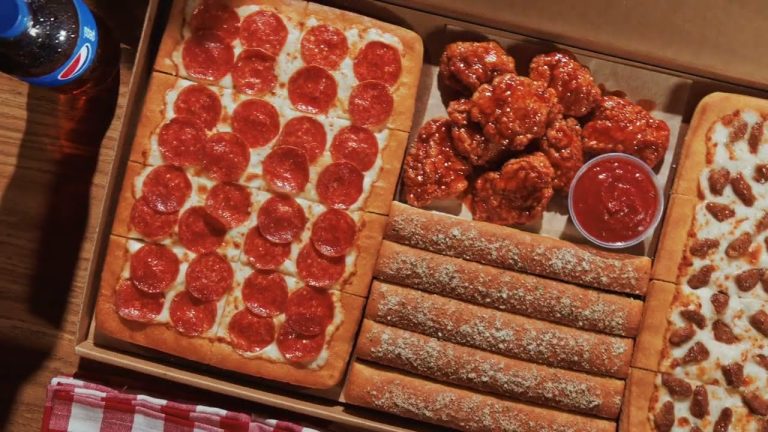 ¡Descubre las irresistibles ofertas familiares de Pizza Hut y deleita a tus seres queridos con la mejor pizza!
