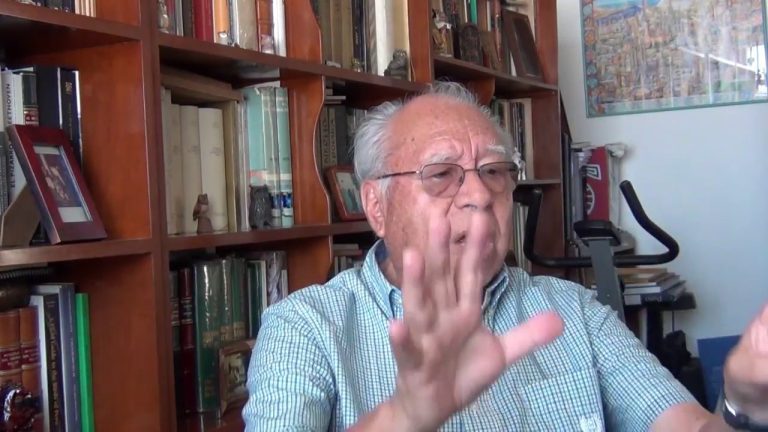 Descubre la fascinante obra literaria de Rodolfo Cerrón Palomino: libros imprescindibles para todo amante de la literatura