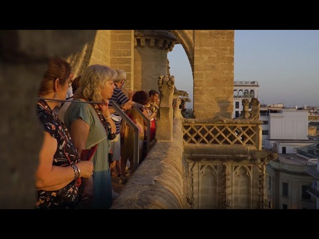 Descubre las impresionantes vistas desde las cubiertas de la Catedral de Sevilla: Una visita única e inolvidable